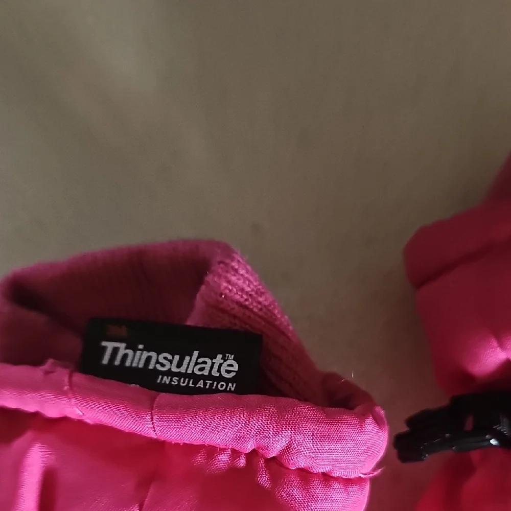 Vibrant Pink Winter Gloves